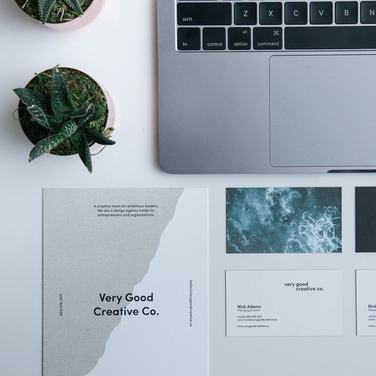 Arbeid med digital design og visuelle komponenter